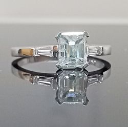 1.19CT EMERALD CUT DIAMOND ENGAGEMENT RING/18CT WHITE GOLD + GIFT BOX + VALUATION CERT OF £4795
