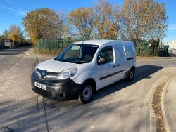 WORK-READY '15 RENAULT KANGOO MAXI: LOW MILEAGE, DIESEL
