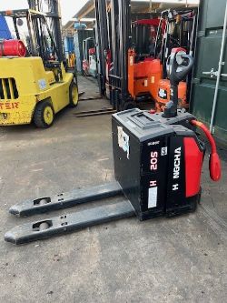 HANGCHA CBD20 POWERED PALLET TRUCK (RIDE ON) 2022!!!!