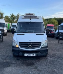 RELIABLE FREEZER TRANSPORTER: MERCEDES SPRINTER 6-SPEED MANUAL