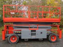 2015 SKYJACK SJ9241 SCISSOR LIFT