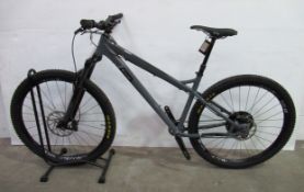 Orange Crush 29 mountain bicycle, size L RRP£2575