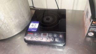 Tefal Everyday IH2018 portable Induction Hob, Serial number IH2018840/87B-0322