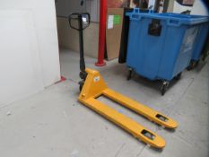 Free Lite Plus Pallet Lift Trolley 2500kg