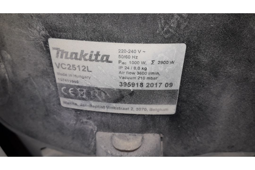 Makita VC2512L Wet & Dry Vacuums, (2017) S/N 395918 - Located on 1st Floor - Image 2 of 2