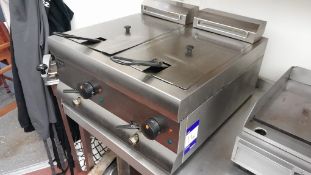Lincat Electric Twin Basket fryer, 240V, As Lotted