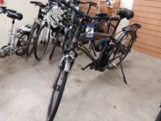 E-Motion City electric bike (spares or repairs) - 36v system, battery included but condition