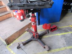 Transmission jack