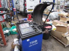 Tecalemit TBM-IRO2500 wheel balancer 240v 2015
