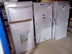 9 x Various towel rails to floor to include Dolomite Biasi and Sando. This lot forms part of