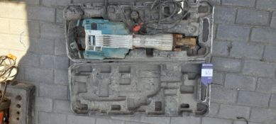 Erbauer 240v pneumatic breaker