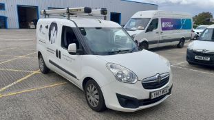Vauxhall Combo 1.6 Sportive CDTI Van, Registration Number YH17 WGU , Mileage : 200,603, Mot until
