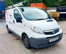 VAUXHALL VIVARO SWB DIESEL 2.0CDTI [115PS] Van 2.7t Euro 5 Reg: YF63 WSZ. Mileage: 330,956 MOT: 20.