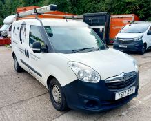 VAUXHALL COMBO L2 DIESEL 2300 1.6 CDTI 16V 105ps H1 Van Euro 6. Reg: YE17 ZZV. Mileage: 111,790.