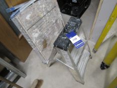 2 Step tread and platform