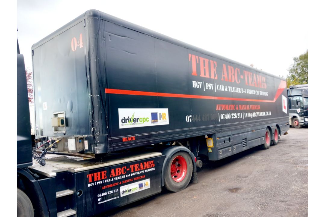 Gray Adams GA13MR Twin Axle Box (2009) Body Serial number F3.09.68960 - Image 1 of 6