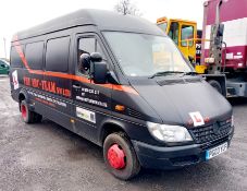 Mercedes Sprinter LWB 3500kg (2003) Registration P