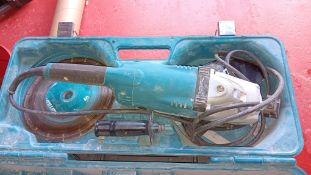 Makita GA9020 230mm/9in Electric Angel Grinder, (2021) S/N 2299338, 240v