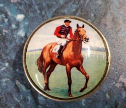 Antiques and Collectibles Online Auction 10am