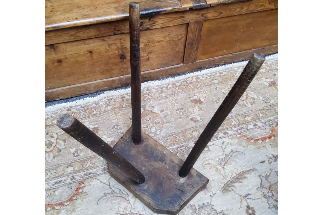 Sheffield Interest - a cutlers stool, three ribbed splayed legs. Note: the ribbed detail was to - Image 4 of 4