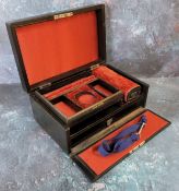A Victorian green morocco leather  jewellery box, plated handle, fitted interior, 10cm high, 24.