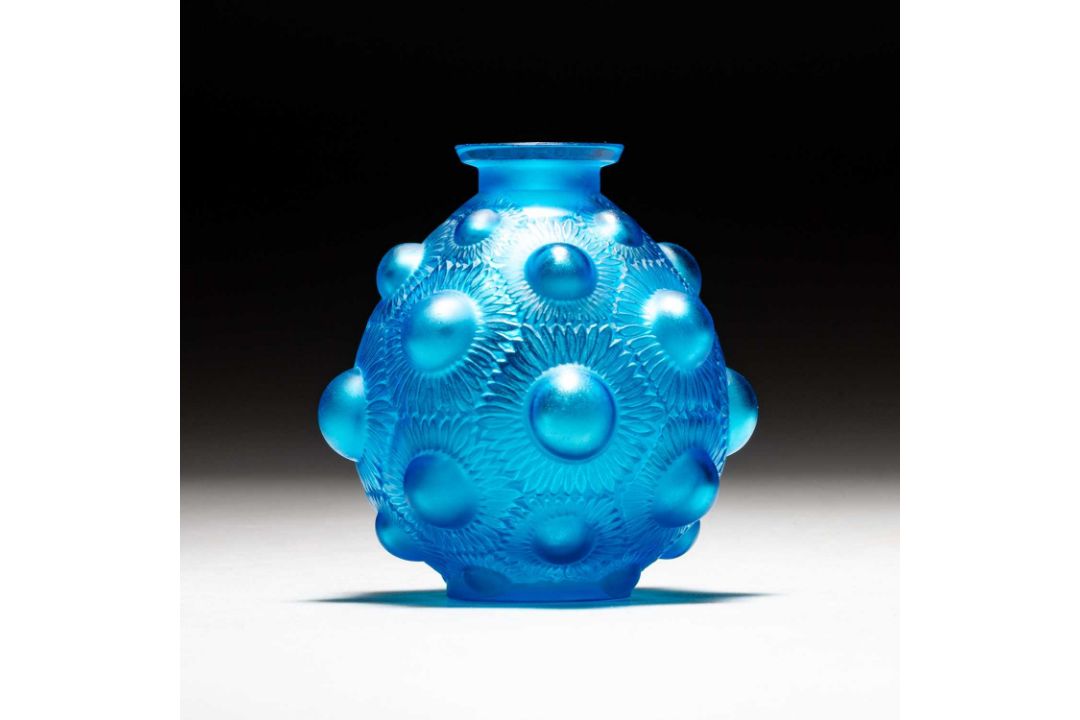 RENÉ LALIQUE (FRENCH, 1860-1945), 'TOURNESOLS', A VASE, DESIGNED 1927 - Image 1 of 7