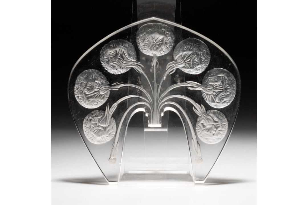 RENÉ LALIQUE (FRENCH, 1860-1945), 'VEILLEUSE PISSENLIT', A TIARA NIGHT LIGHT STOPPER, DESIGNED 1914 - Image 1 of 2