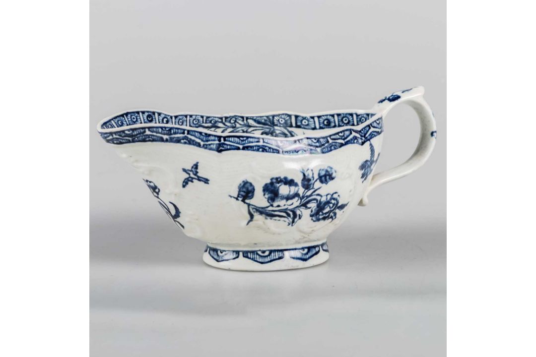 A DERBY SAUCEBOAT, CIRCA 1775 - Image 2 of 2