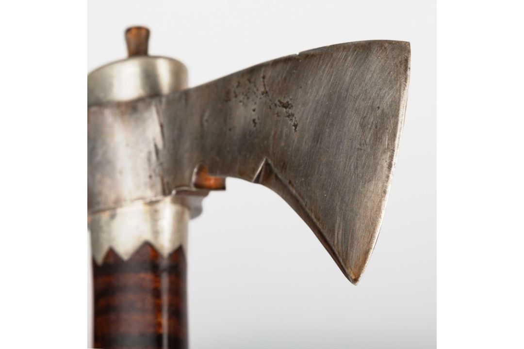 A PRESENTATION PEACE PIPE TOMAHAWK - Image 2 of 2