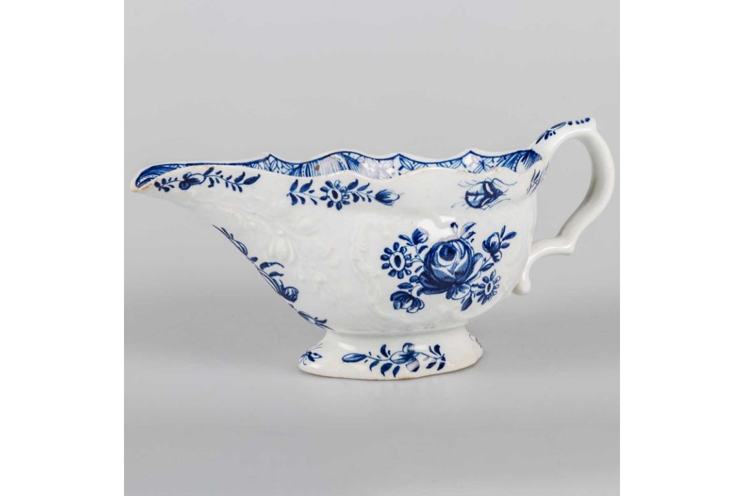 A BOW SAUCEBOAT, CIRCA 1765 - Image 2 of 2