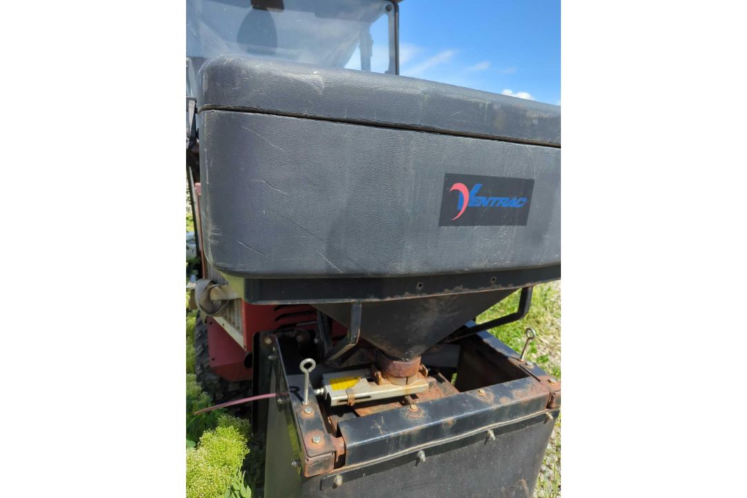 Ventrac 32100 - Image 13 of 16