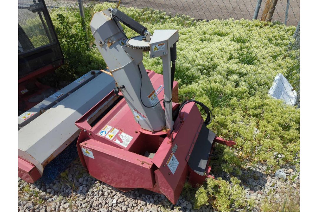 Ventrac 32100 - Image 2 of 16