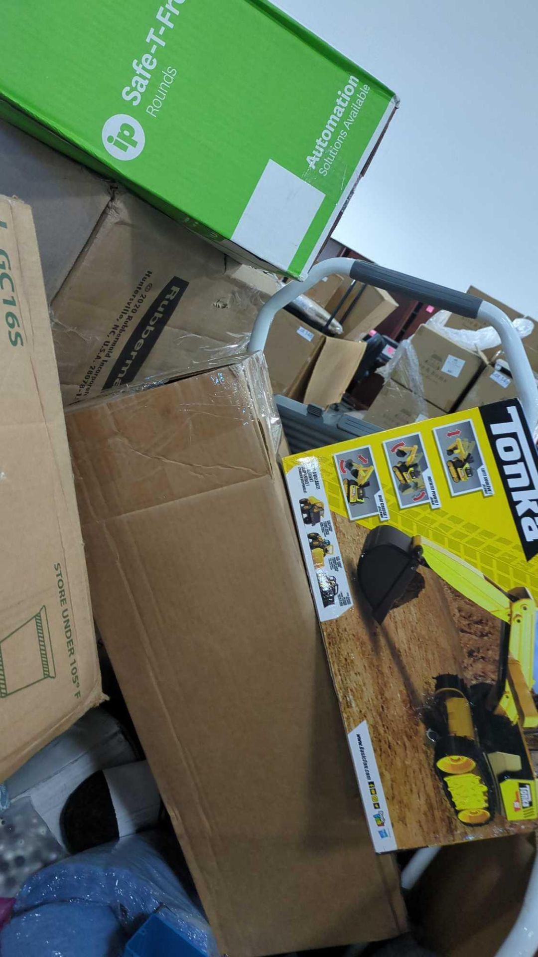 GL- Step stools, tonka, cups, wrapping paper, and more - Image 10 of 11