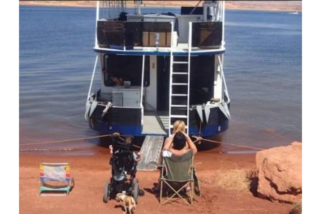 Skipperliner Houseboat - Image 14 of 39