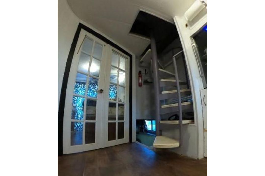 Skipperliner Houseboat - Image 35 of 39