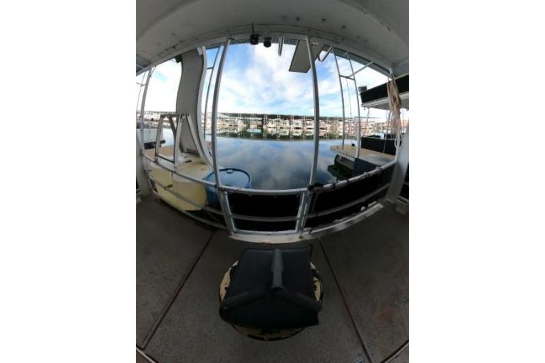 Skipperliner Houseboat - Image 27 of 39