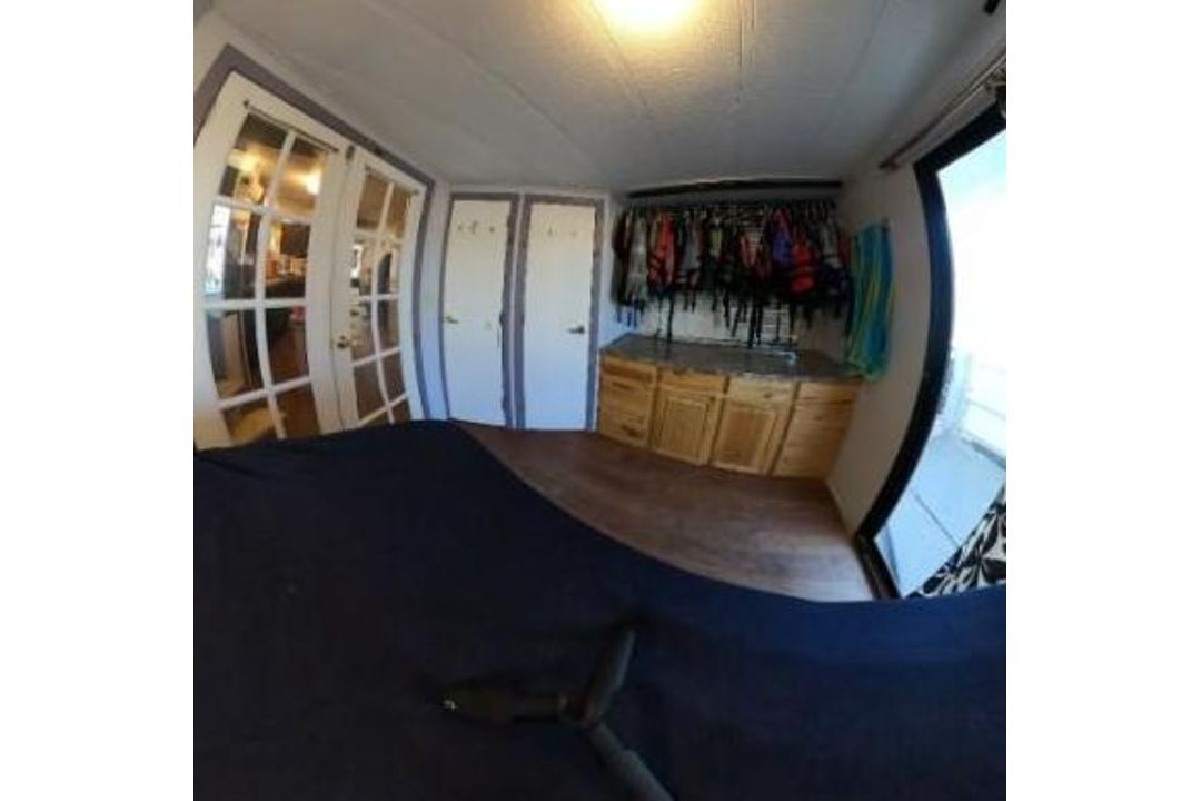 Skipperliner Houseboat - Image 29 of 39
