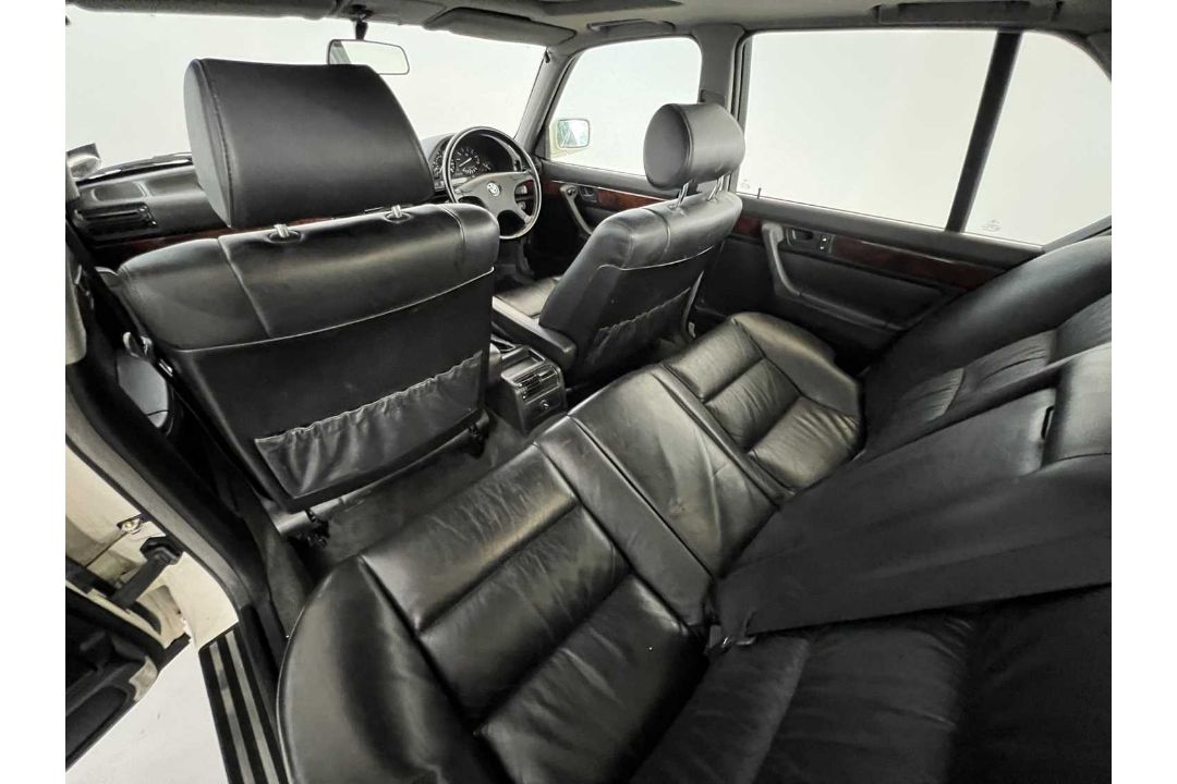 1992 BMW 735i - Image 25 of 34