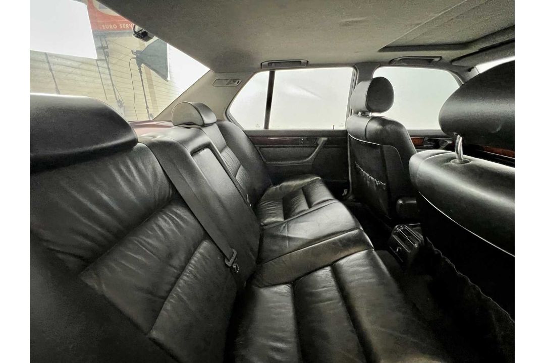 1992 BMW 735i - Image 21 of 34