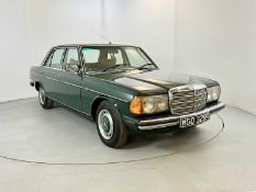 1977 Mercedes-Benz 250