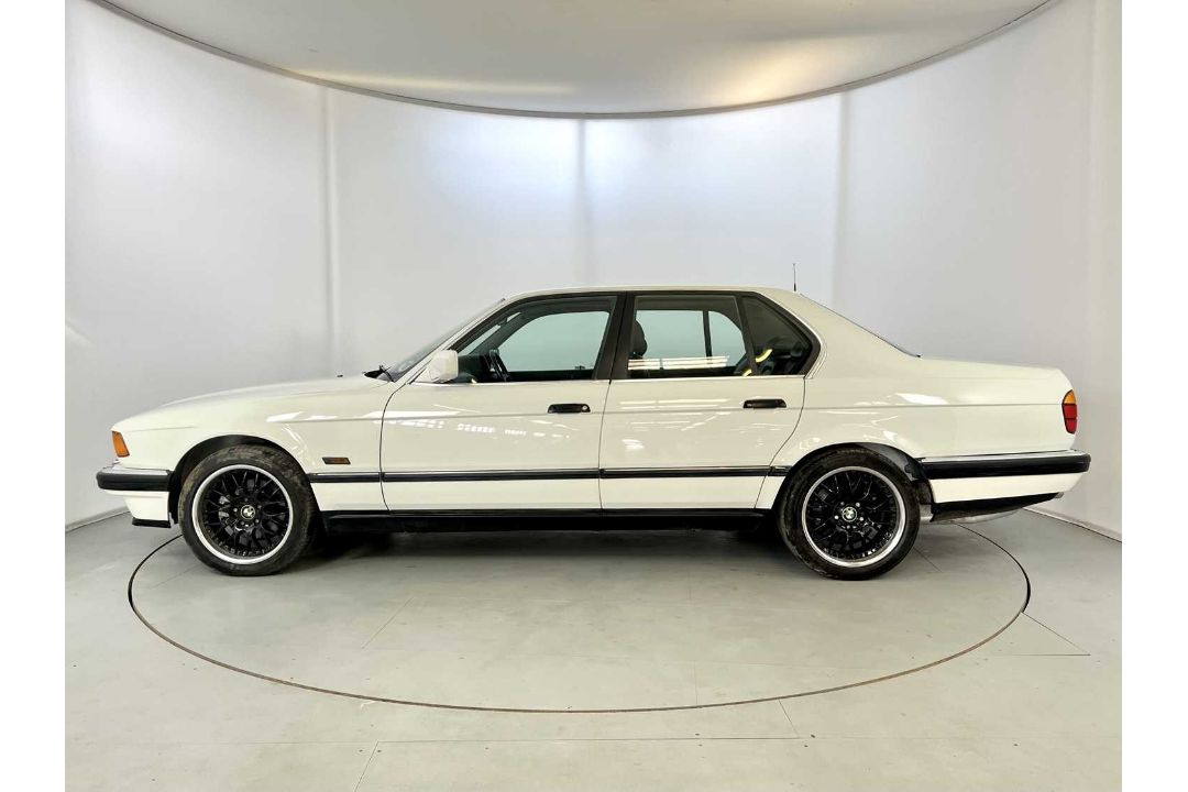 1992 BMW 735i - Image 5 of 34