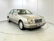 1997 Mercedes-Benz E280