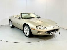 1998 Jaguar XK8