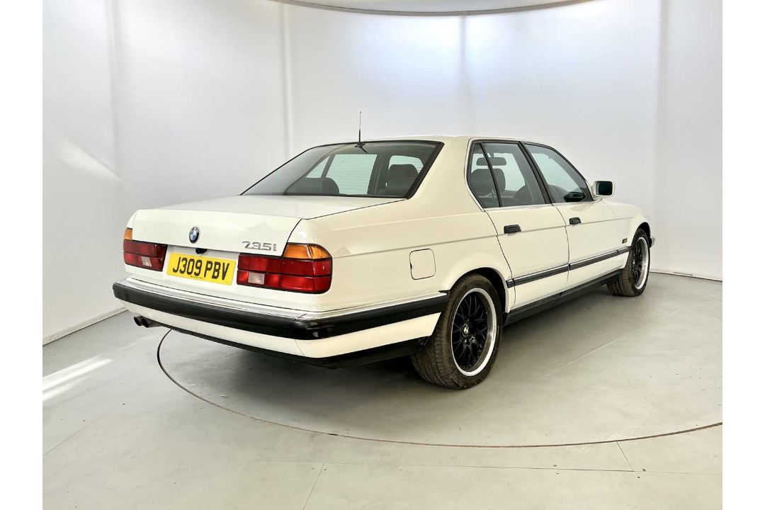 1992 BMW 735i - Image 9 of 34