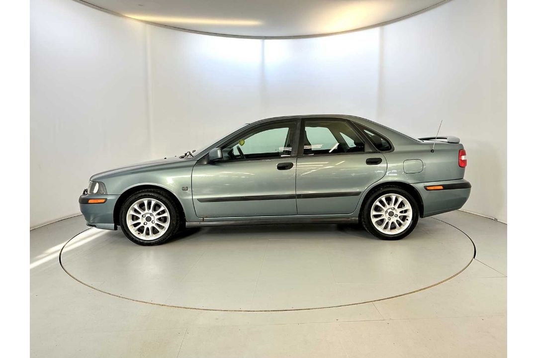 2002 Volvo S40 2.0 T Sport - Image 5 of 35
