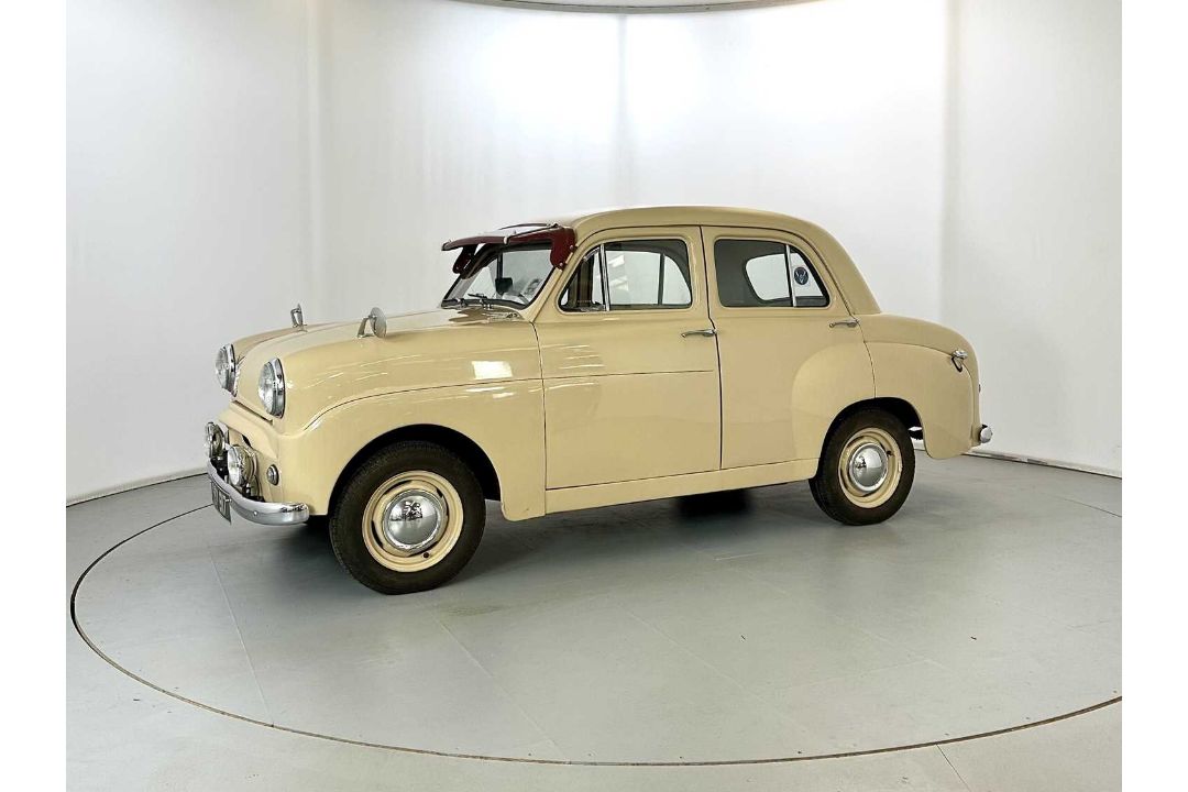 1957 Standard 8 - Image 4 of 30