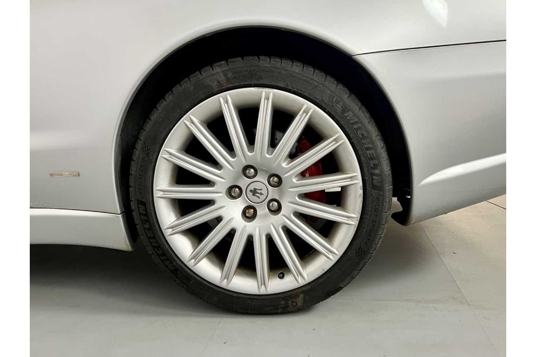 2002 Maserati Spider Cambiocorsa - Image 14 of 28