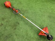 Husqvarna 225L Petrol Brush Cutter, Please Note: There is NO VAT on the HAMMER PRICE of this Lot