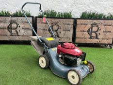 Honda IZY Petrol Lawn Mower Complete With Grass Collection Bag, Please Note: There is NO VAT on