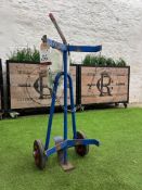 Steel Frame Gas Bottle Trolley, Please Note: There is NO VAT on the HAMMER PRICE of this Lot